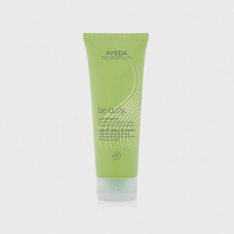 Be Curly™ Curl Enhancer - Aveda Salon de coiffure Geneve